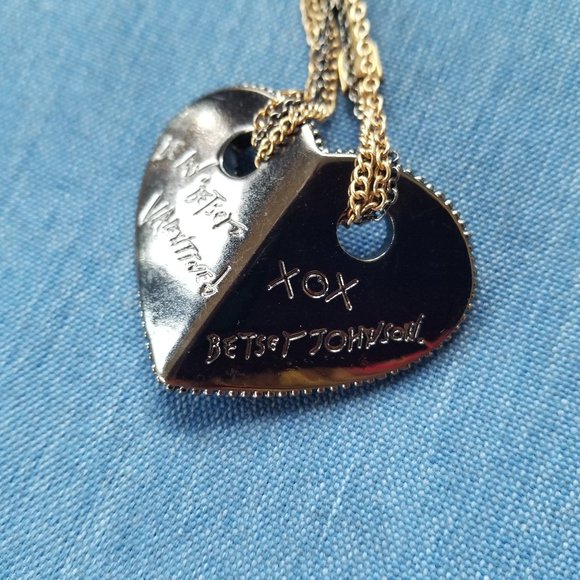 HTF Betsey Johnson HEARTS & ARROWS Pink / Red Pavé Heart Pendant Necklace - NWOT - Picture 8 of 8